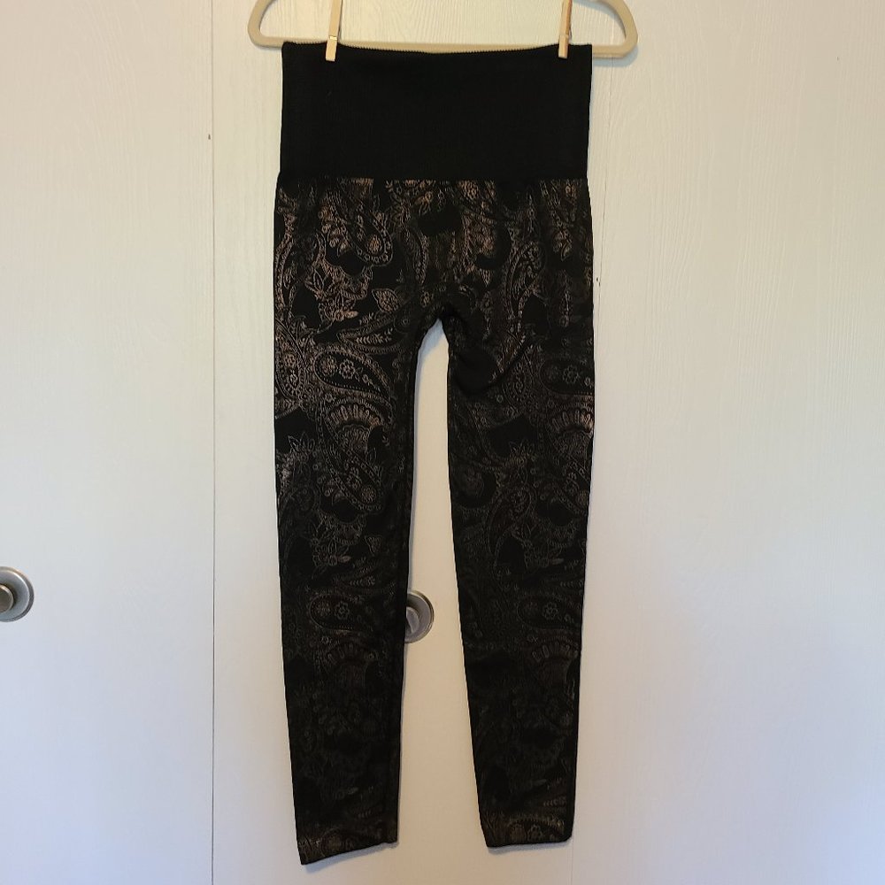 French Laundry gold filigree fleece lined leggings